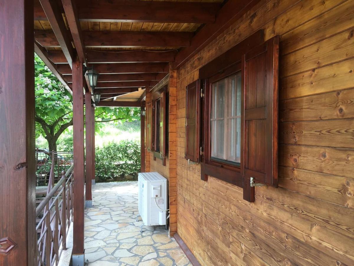 Appartamento Wooden House In Giannina Esterno foto