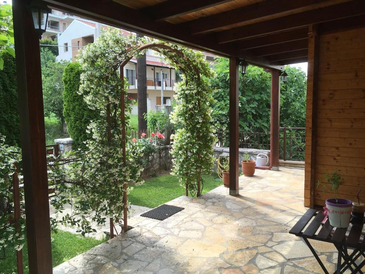 Appartamento Wooden House In Giannina Esterno foto